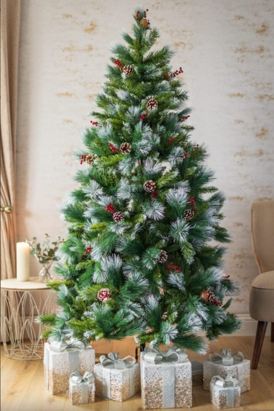 How to make a sparse Christmas tree look good: Tips and tricks for festive decorating