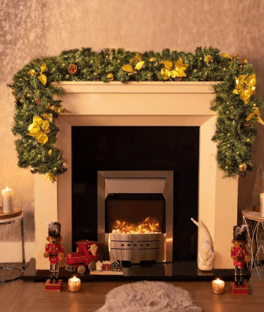 Christmas Gold Decorated LED Garland 2.7m