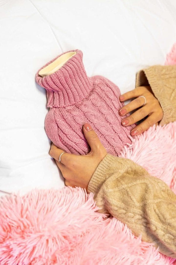 attractive-pink-knitted-hot-water-bottle-cover-2l