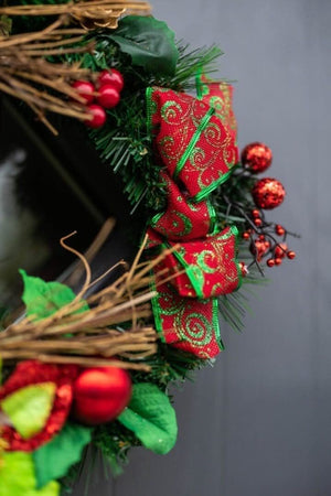 christmas-wreath-red-baubles-berries-poinsettia