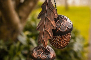 hanging-metal-outdoor-acorn-bird-feeder-2-piece