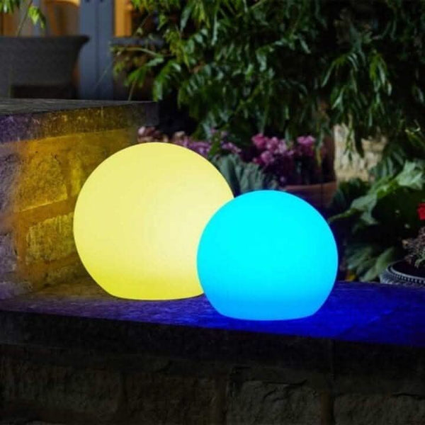 lunieres-extra-large-outdoor-led-orb-light