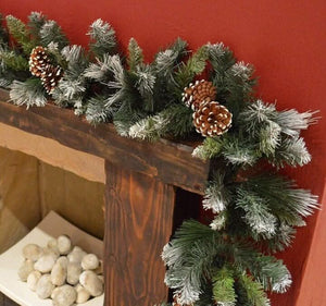 luxurious-snowy-christmas-garland-decor-pine-cones