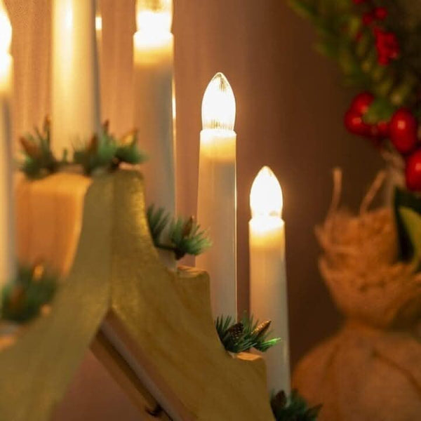 modern-wooden-white-christmas-candle-bridge-7-bulb