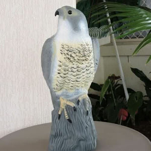 realistic-falcon-garden-bird-deterrent-ornament