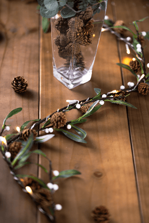 150cm Sage and Mistletoe Garland Home Decoration With Pinecones And Berries