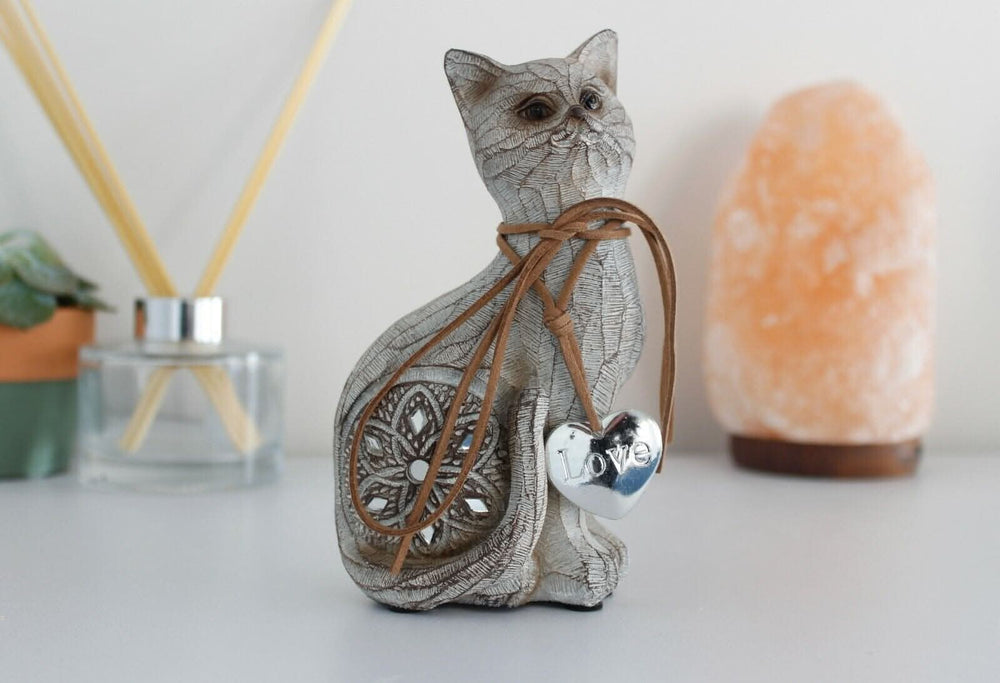 Resin Wood Effect Cat Ornament