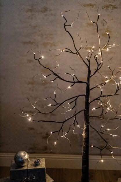 snow-effect-led-christmas-tree-lights-4ft