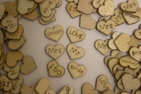 wooden-hearts-wedding-table-decorations-100-piece